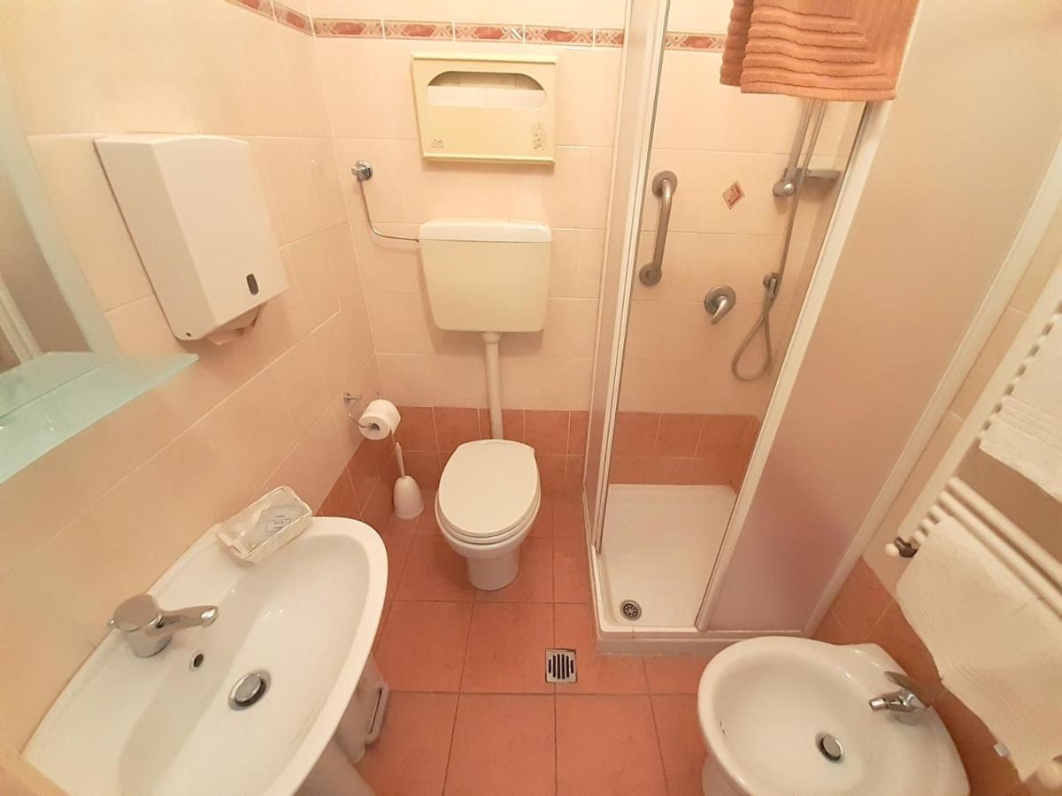 Albergo In Centro Турин Экстерьер фото